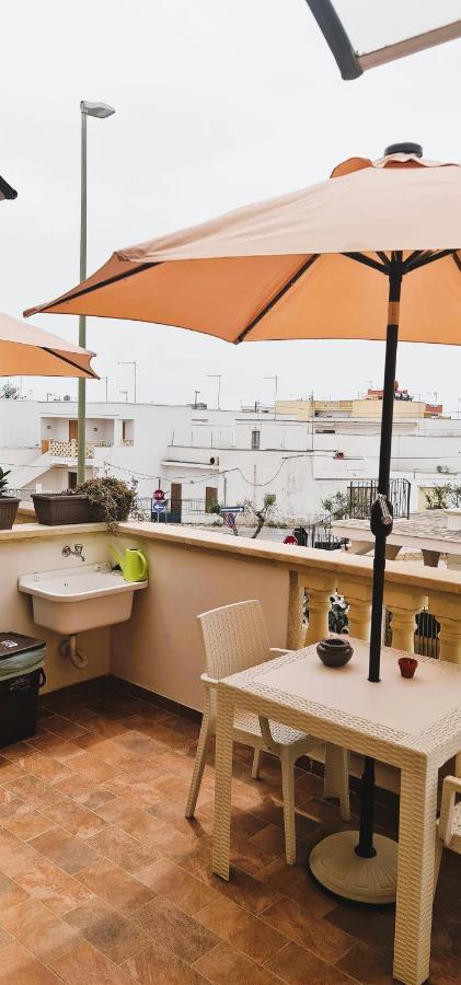Kalispera Hotel Torre Lapillo Exterior photo